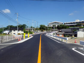 （通学路緊急対策工事）県道財田上高瀬線（財田工区）交通安全施設整備工事（第２工区）（舗装工）