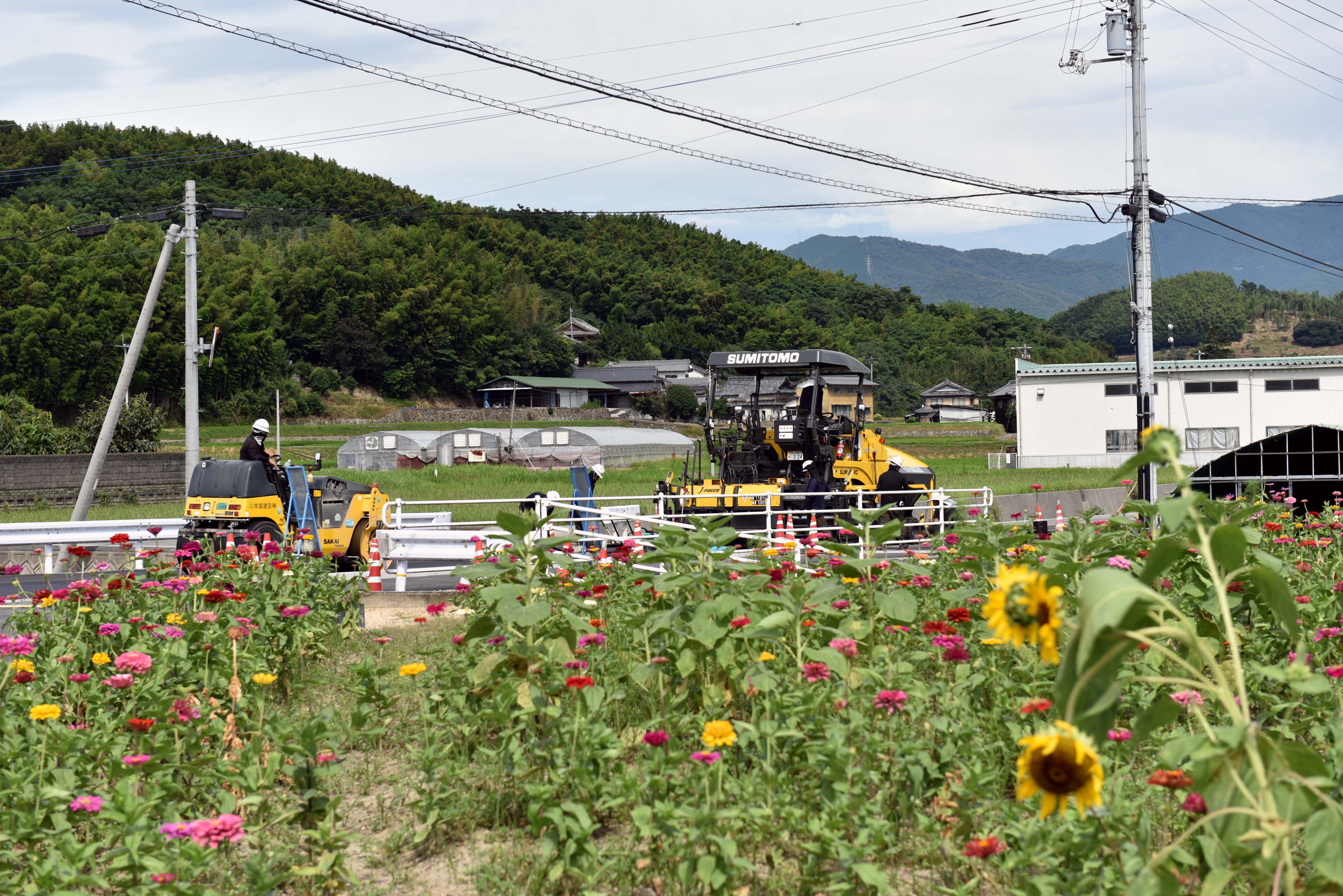 （通学路緊急対策工事）県道財田上高瀬線（財田工区）交通安全施設整備工事（第２工区）（舗装工）